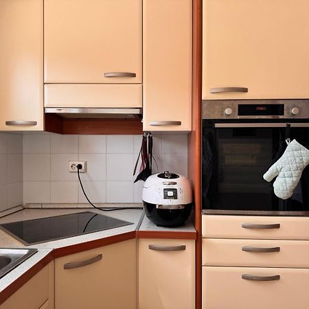 Buzahouse Hostel Ljubljana Buitenkant foto